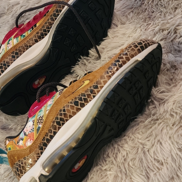 Nike Air Max 98 Chinese New Year (2019) - Picture 6 of 7